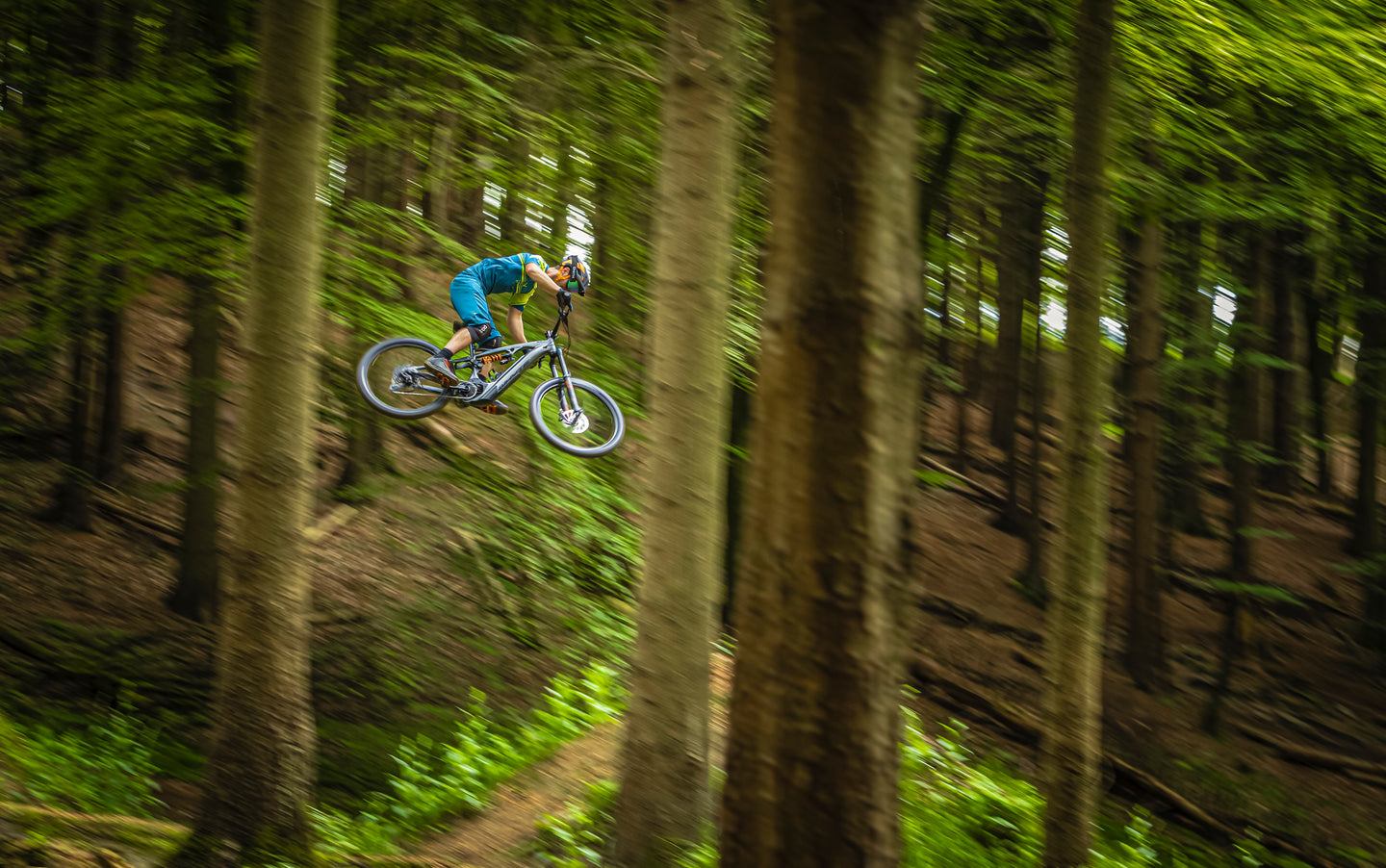 “The Whyte E-150, with the brand-new Bosch 4th generation motor, and the lowest centre of gravity in the e-mountain bike world, the best handling e-bike anyone has ever made”